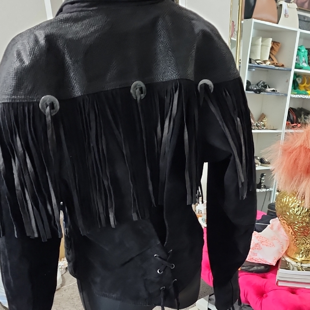 Vintage Black Leather Fringe Jacket - Picture 7 of 10